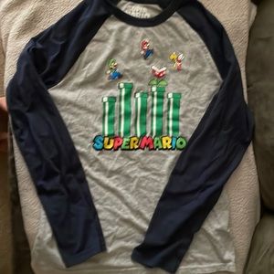 Super Mario long sleeve